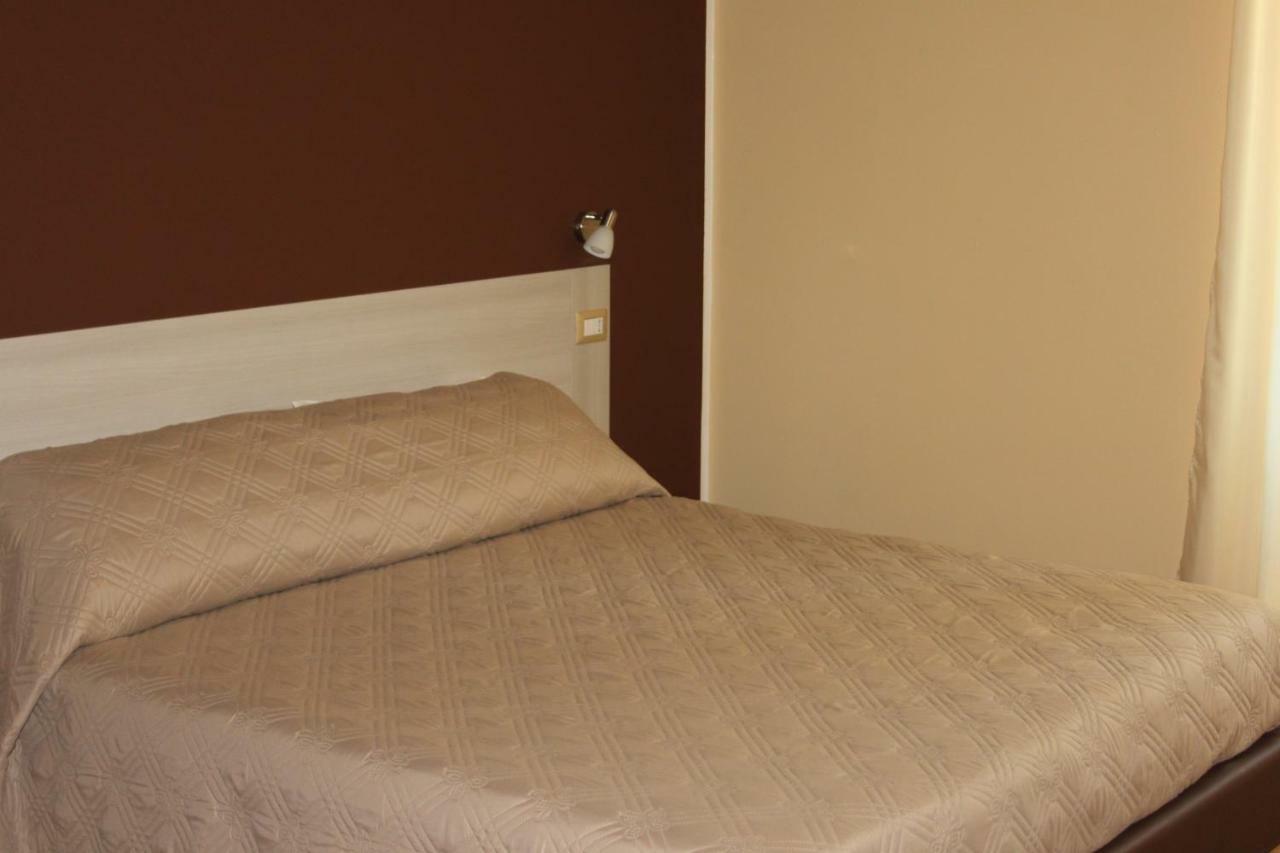 Dei Mille Bed and Breakfast Sassari Buitenkant foto