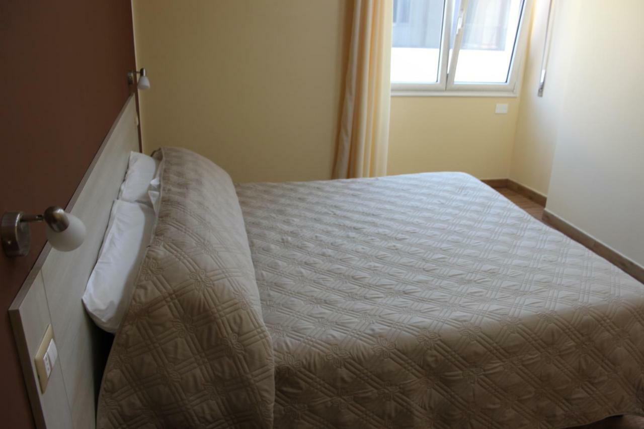 Dei Mille Bed and Breakfast Sassari Buitenkant foto